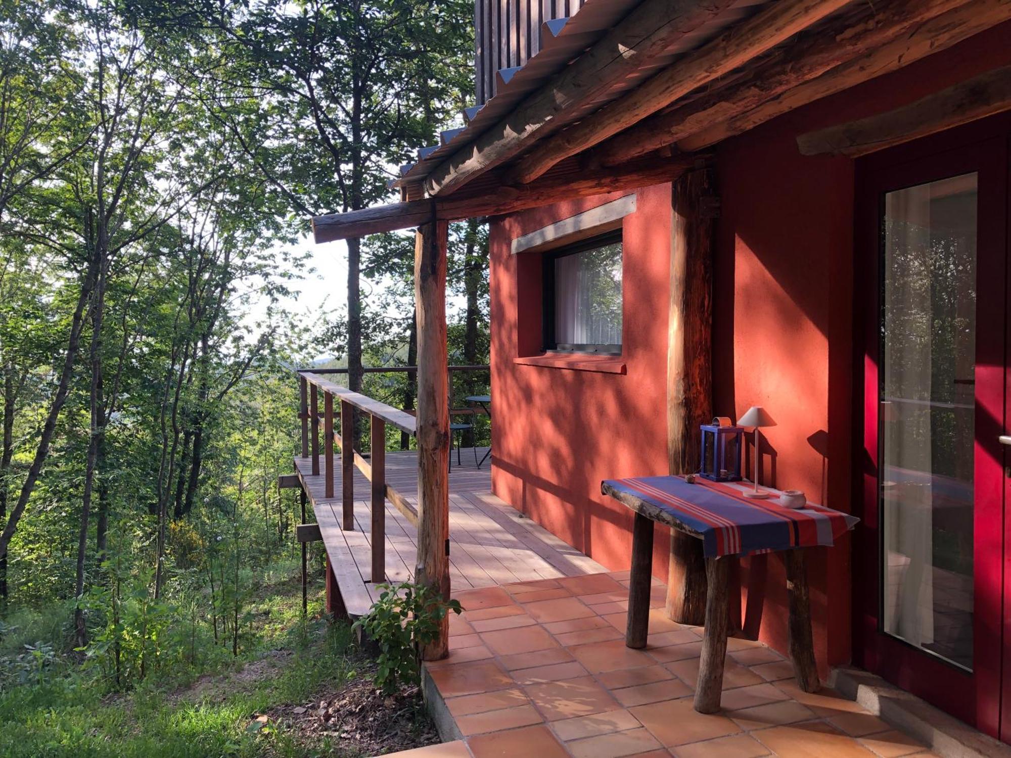 Reve D'Etoiles Bed and Breakfast Saint-Laurent-de-Cerdans Exteriör bild